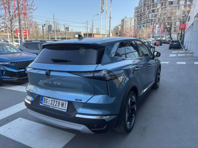 RENAULT SYMBIOZ iconic E-Tech full hybrid 145 hp 