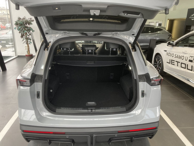 Jetour Dashing 1.6T 197ks 7DCT - Travel Version 