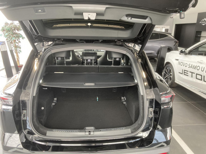 Jetour Dashing 1.6T 197ks 7DCT - Travel Version 