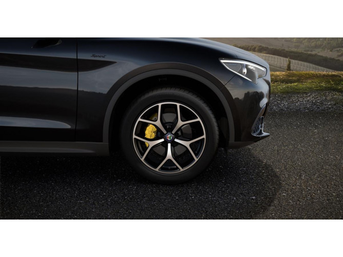 Alfa Romeo Stelvio 2.0 200ks AT8 Q4 Super 
