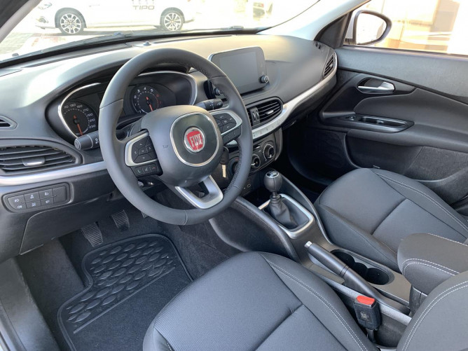 Fiat Tipo Sedan 1.4 95ks Mirror Style 