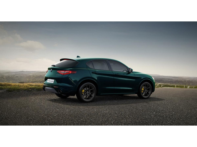 Alfa Romeo Stelvio 2.0 280ks AT8 Q4 Veloce 