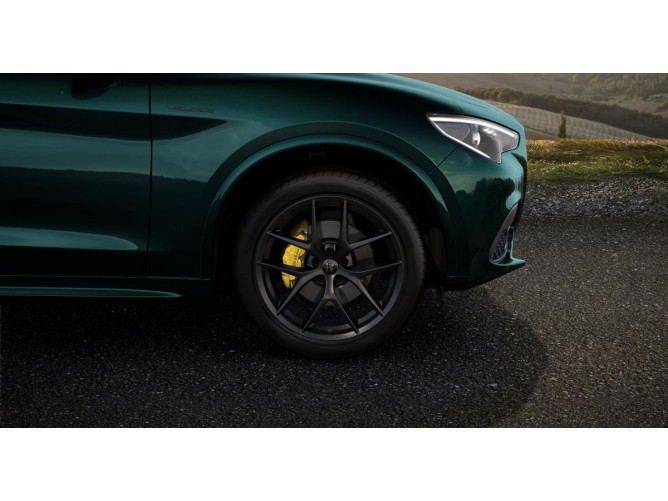 Alfa Romeo Stelvio 2.0 280ks AT8 Q4 Veloce 