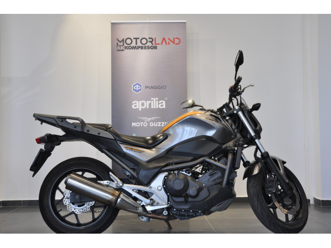 Honda NC700S 