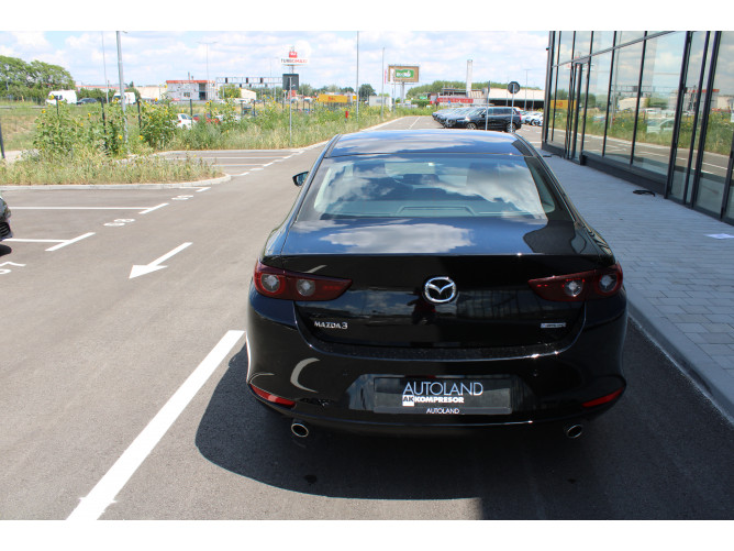 Mazda 3 2.0 eSkyactiv G 