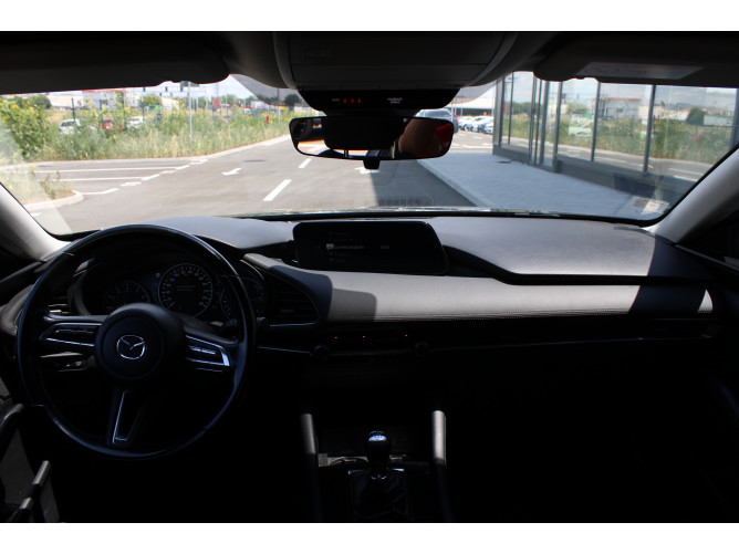Mazda 3 2.0 eSkyactiv G 