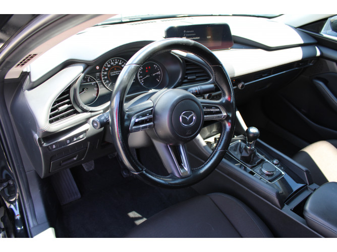 Mazda 3 2.0 eSkyactiv G 