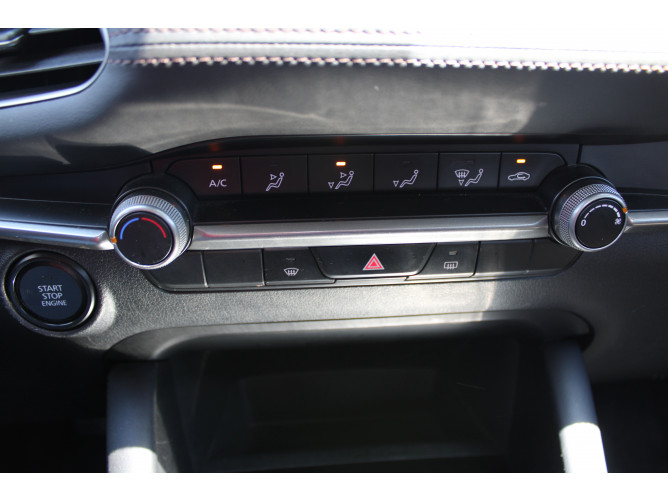 Mazda 3 2.0 eSkyactiv G 
