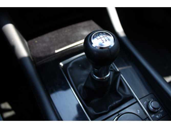 Mazda 3 2.0 eSkyactiv G 