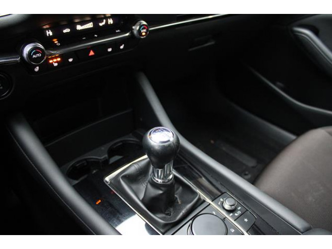 Mazda 3 G122 Skyactiv 