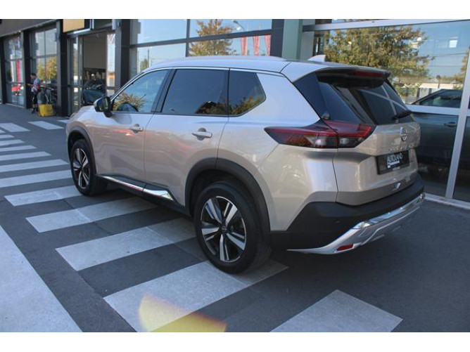 Nissan X-Trail 1.5 CVT HYBRID 