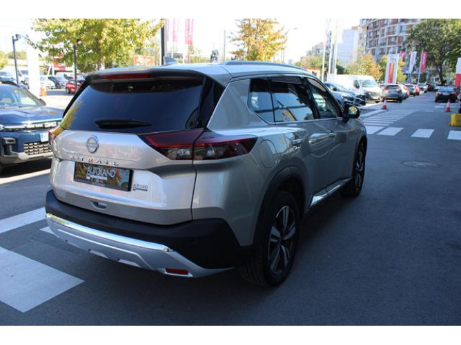 Nissan X-Trail 1.5 CVT HYBRID 