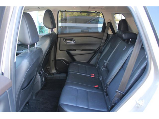 Nissan X-Trail 1.5 CVT HYBRID 
