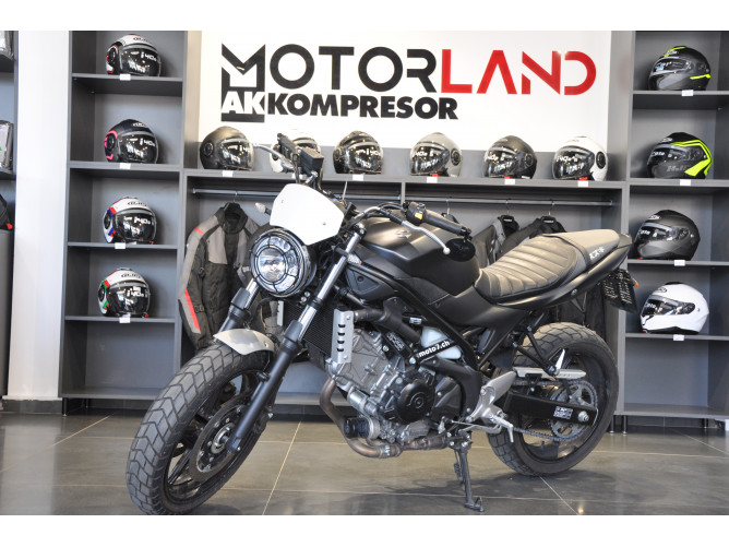 Suzuki SV650 