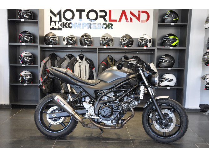 Suzuki SV650 