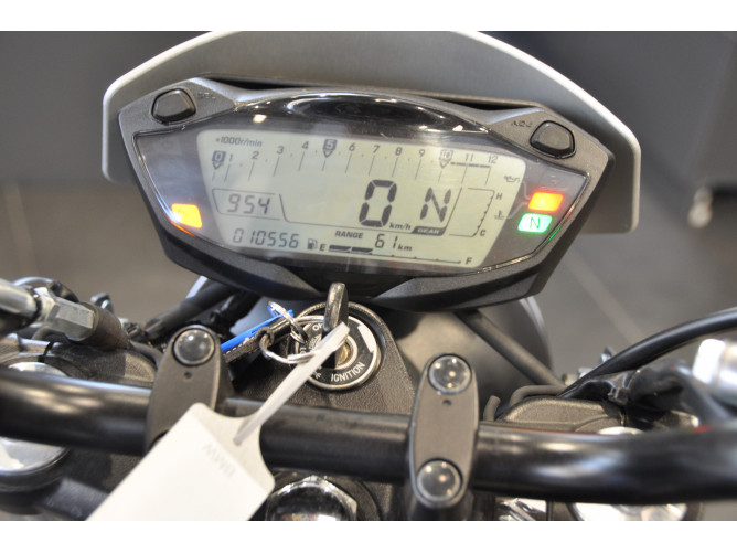 Suzuki SV650 