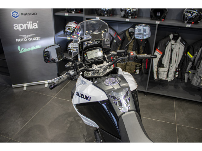 Suzuki V STROM DL1050A 
