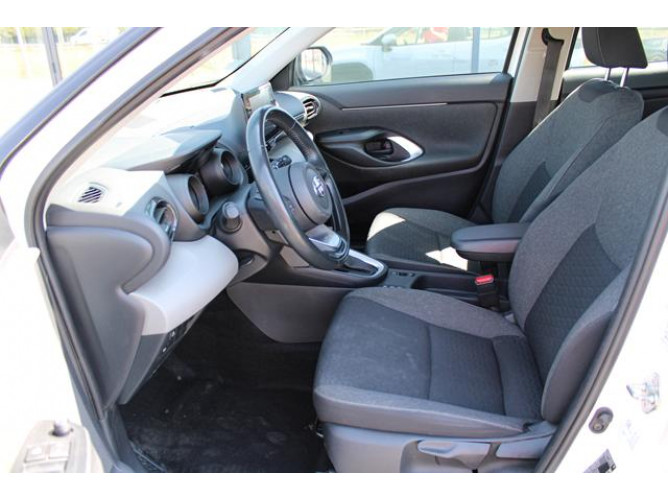 Toyota Yaris Cross 1.5 HEV AUT 