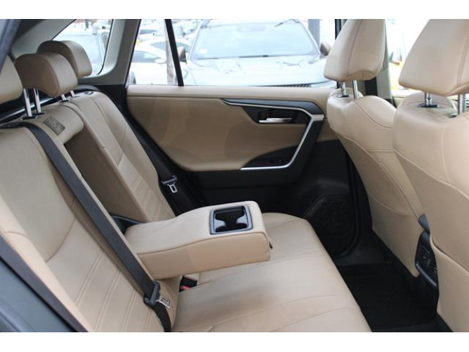 Toyota RAV 4 2.5 HYBRID AUT 