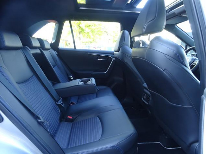 Toyota RAV 4 2.5 Hybrid AUT 