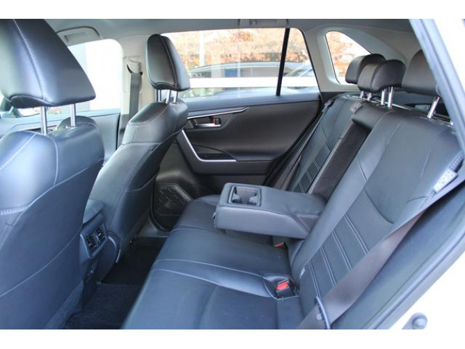 Toyota RAV 4 2.5 Hybrid 