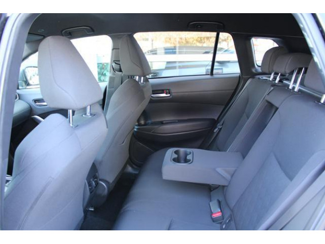 Toyota Corolla Cross 2.0 HEV E-CVT 