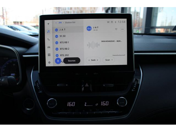 Toyota Corolla Cross 2.0 HEV E-CVT 