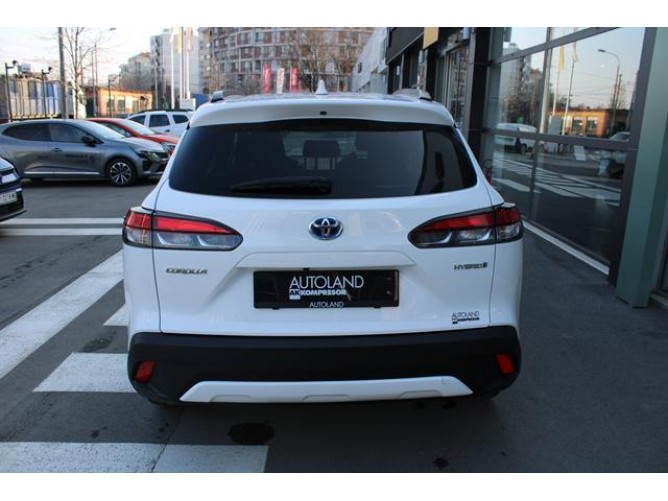 Toyota Corolla Cross 2.0 HEV E-CVT 