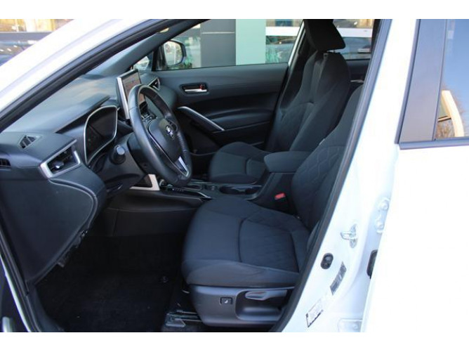 Toyota Corolla Cross 2.0 HEV E-CVT 