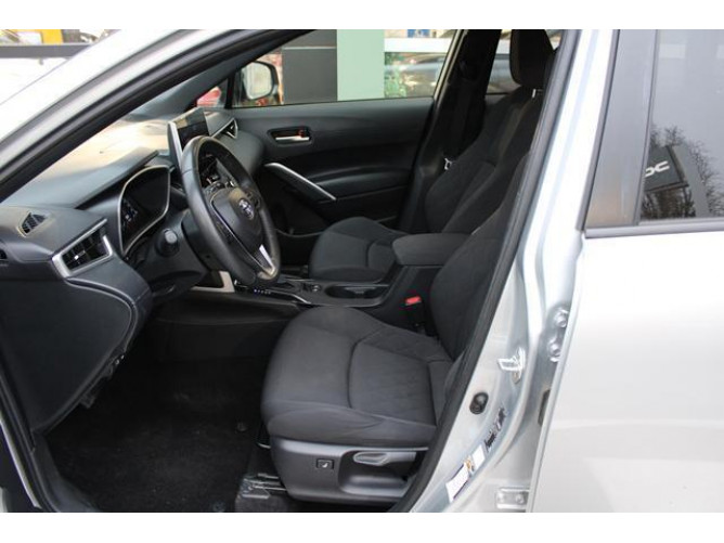 Toyota Corolla Cross 2.0 HEV E-CVT 