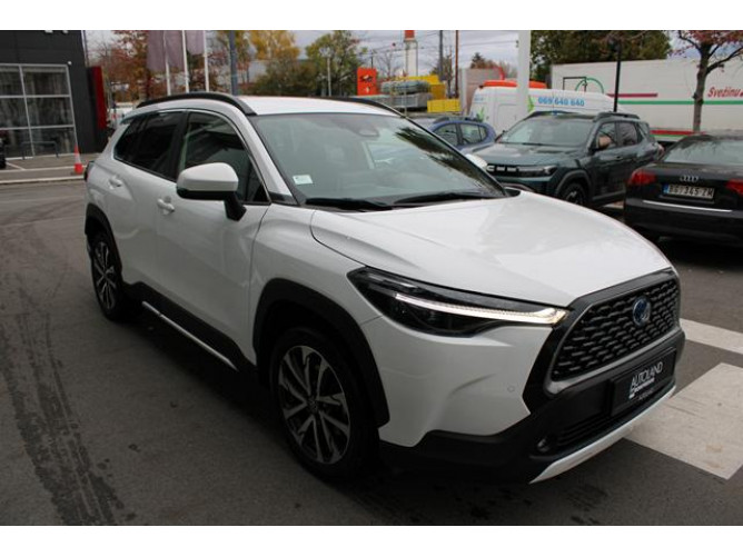 Toyota Corolla Cross 2.0 HEV E-CVT 