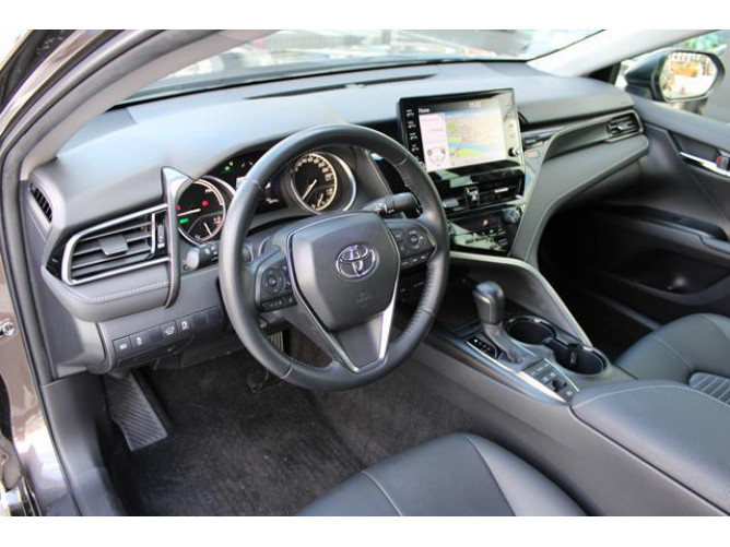 TOYOTA CAMRY 2.5 Hybrid AUT 