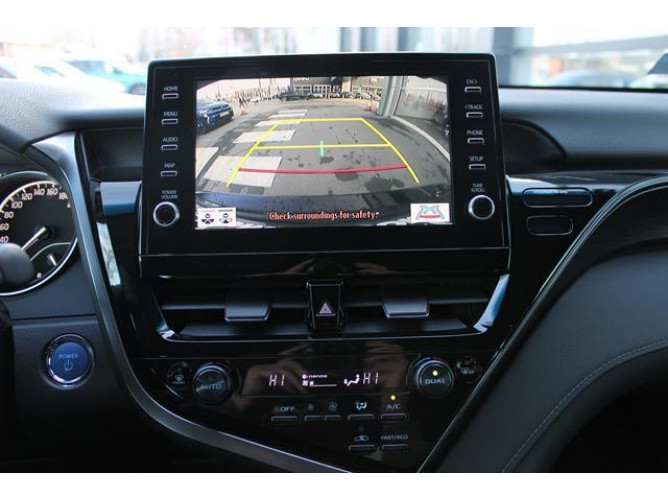 Toyota Camry 2.5 HYBRID CVT 