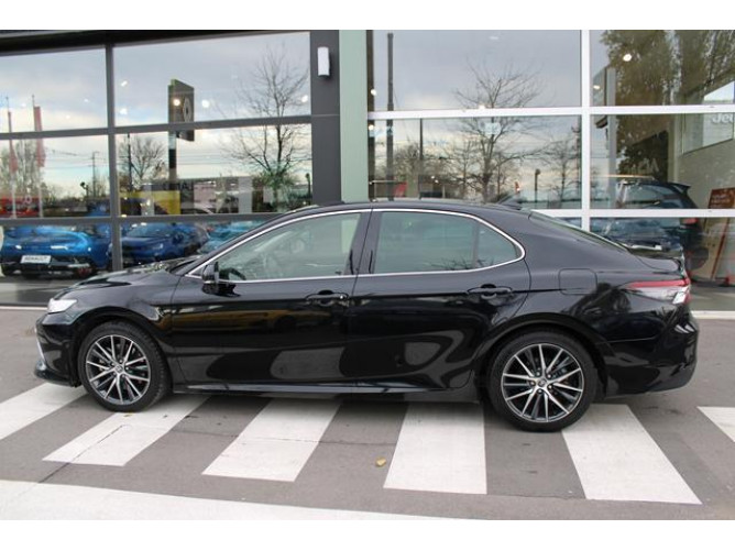 TOYOTA CAMRY 2.5 HYBRID AUT 