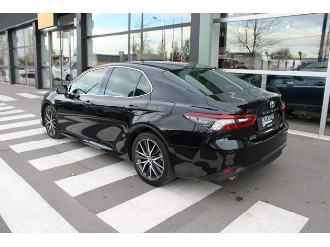TOYOTA CAMRY 2.5 HYBRID AUT 