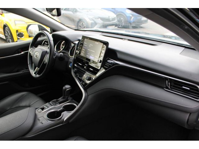 TOYOTA CAMRY 2.5 HYBRID AUT 