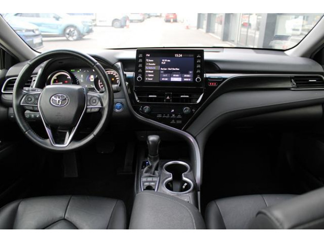 TOYOTA CAMRY 2.5 HYBRID AUT 