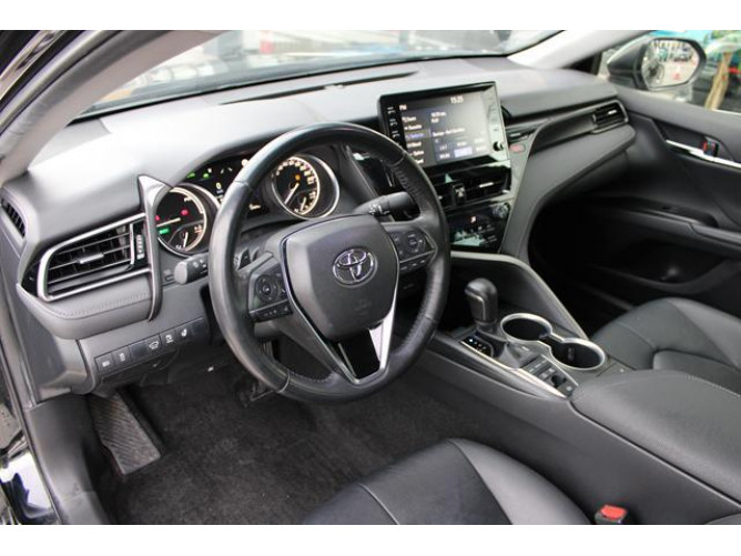 TOYOTA CAMRY 2.5 HYBRID AUT 