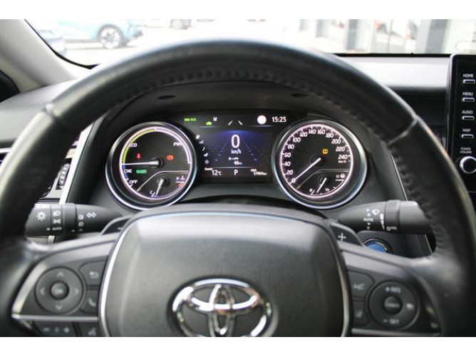 TOYOTA CAMRY 2.5 HYBRID AUT 