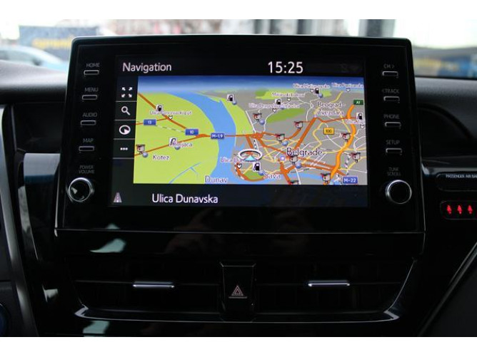 TOYOTA CAMRY 2.5 HYBRID AUT 