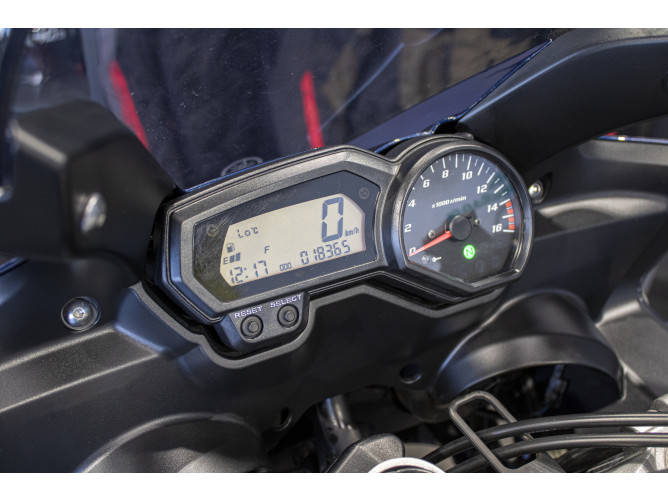 Yamaha FAZER 600 FZ6 S2 