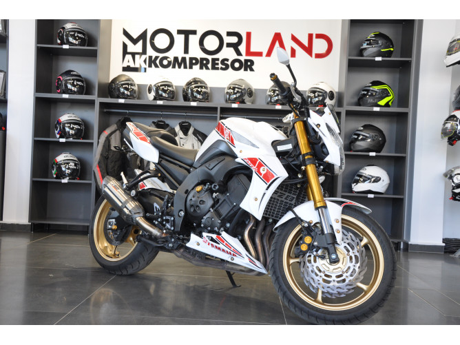 Yamaha FAZER FZ8NA 