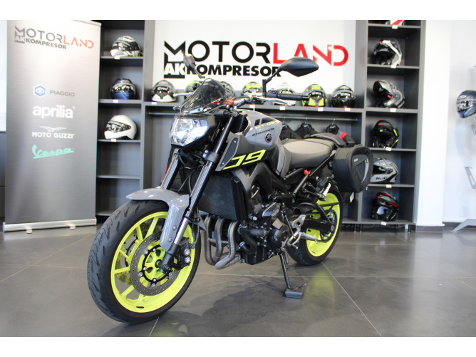 Yamaha MT 09 