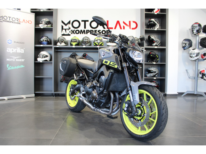 Yamaha MT 09 