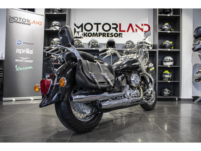 Yamaha DRAGSTAR XVS650A 