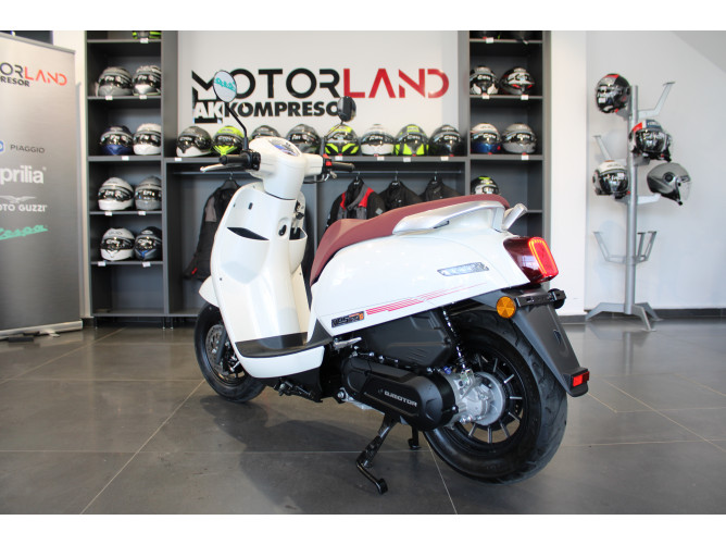 QJMOTOR VPS 125 