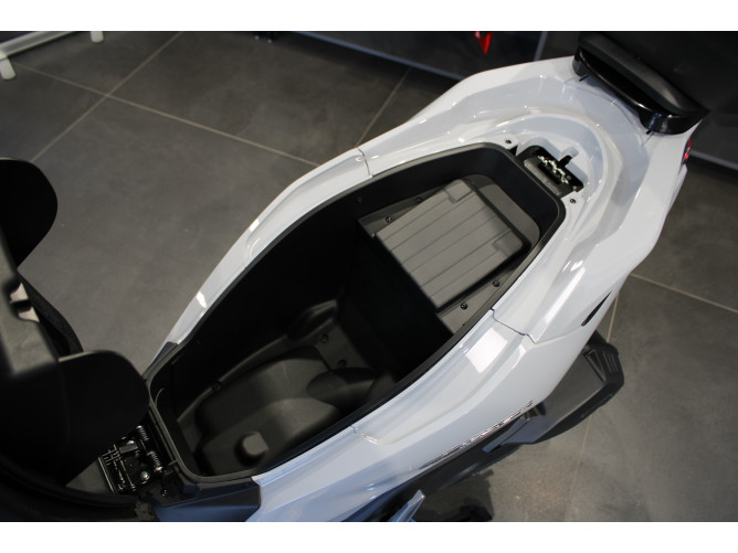 QJMOTOR MTX 300 