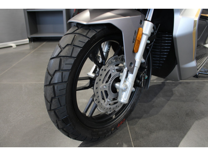 QJMOTOR ATR 300 