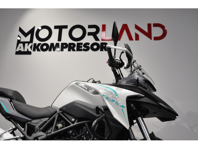 QJMOTOR SRT 550 