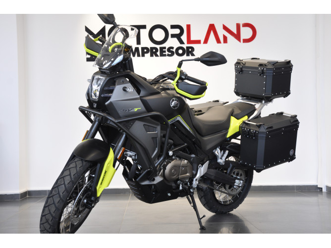 QJMOTOR SVT 650X 